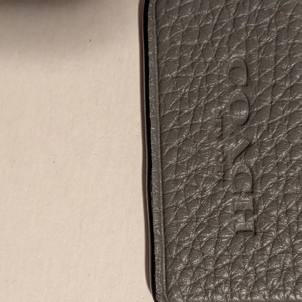 Coach‎ Green Pebbled Leather Hangtag